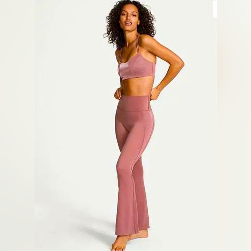 VSX Elevate™ Flare Legging Size M